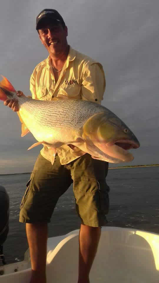 Pesca en Paso de la Patria