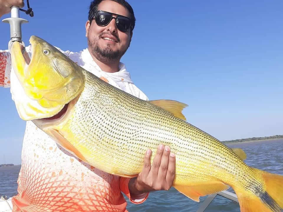 Pesca en Paso de la Patria